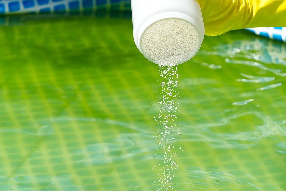 Chiusura piscina invernale trattamenti specifici - Baires Piscine