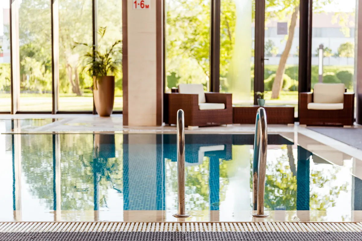 Piscina interna riscaldata - Come viene progettata - Baires Piscine