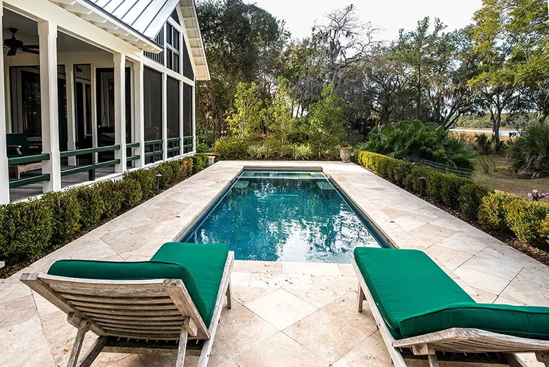 Piscine per giardini piccoli: le tipologie principali - Piscine interrate piccole - Baires Piscine