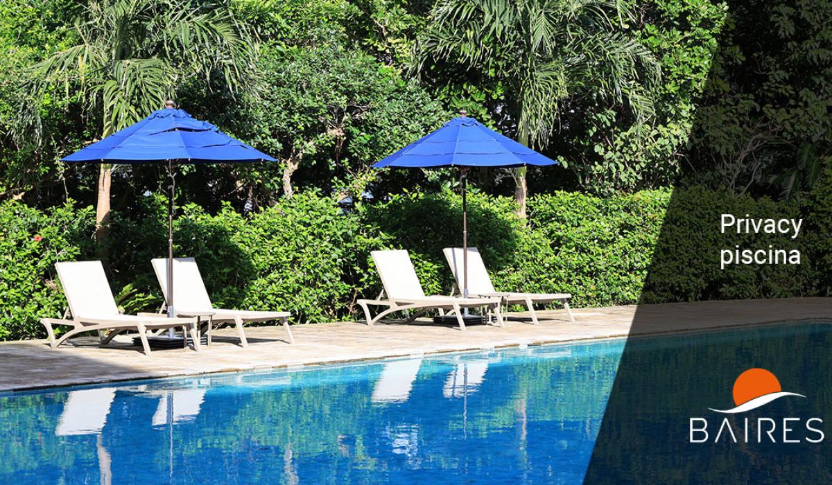 Privacy piscina: come creare privacy in giardino