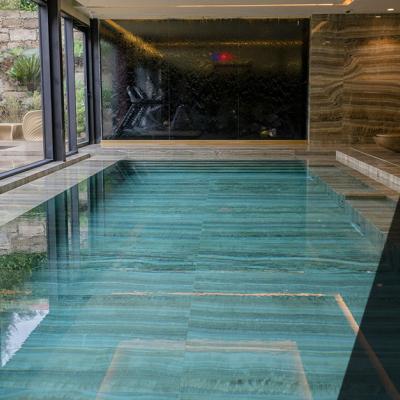 Piscina interna riscaldata: comfort e benessere a casa tua