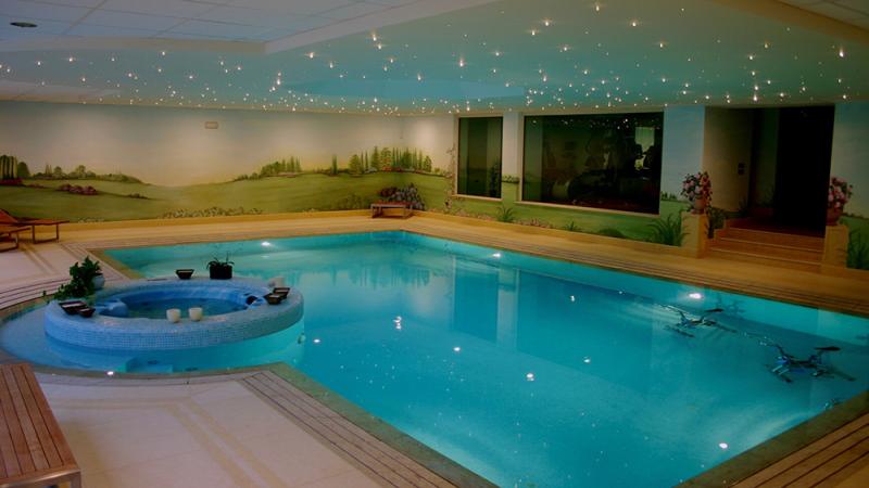 Piscine interne ed esterne per Hotel: Sweet Dreams - Baires Piscine