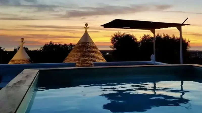 REBEA TRULLI HOME - area relax bordo piscina - Baires Piscine